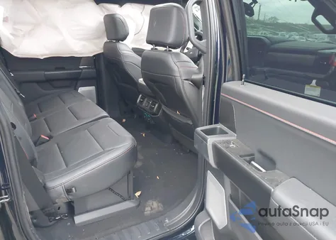 2025 Ford F-150 Raptor z USA, uszkodzony, nr VIN 1FTFW1RG1SFB87313